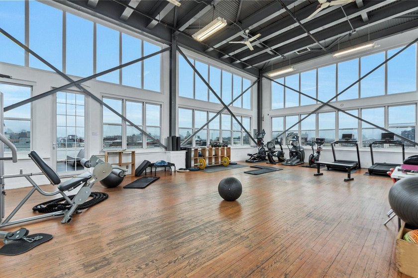 ARCHITECTURAL DUPLEX LOFT AT THE CHOCOLATE FACTORY A truly - photo 16
