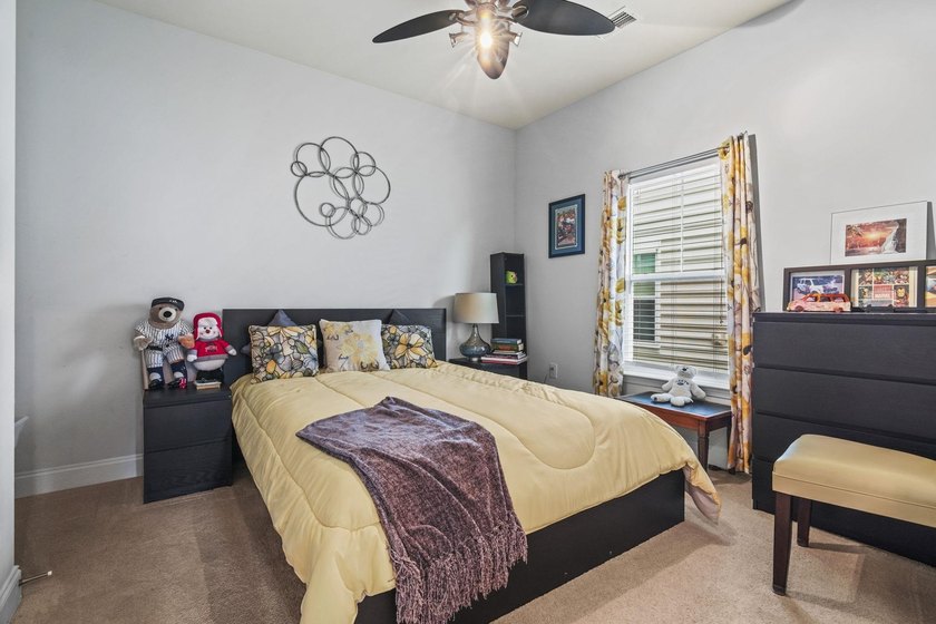 Welcome to this beautifully maintained St. Phillips floor plan - photo 20
