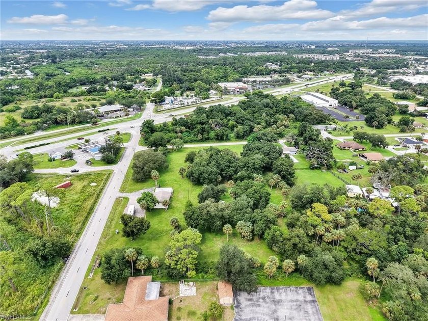 COMMERCIAL INTENSIVE 3.5 Acres. Income-Producing existing 1,040 - photo 9