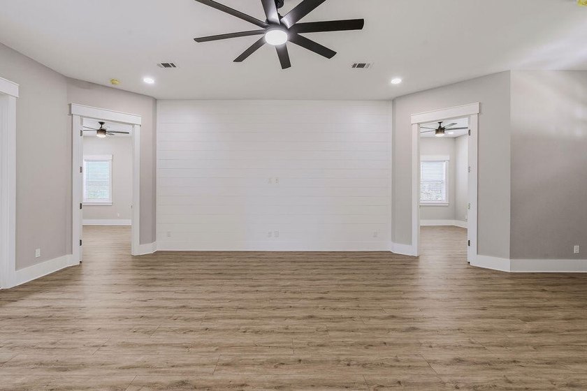 ***SELLER OFFERING $10,000 ANY WAY CREDIT TO BUYER WITH - photo 25