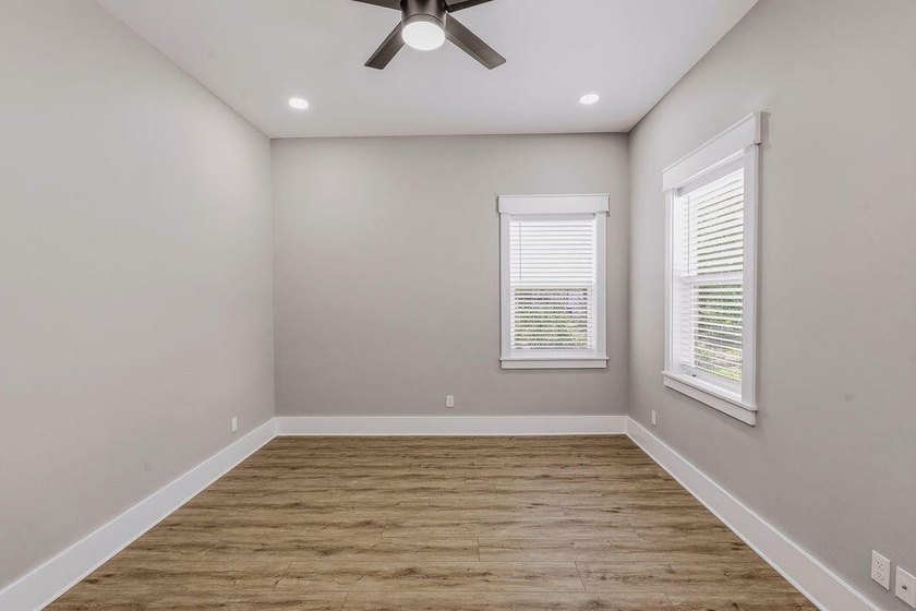 ***SELLER OFFERING $10,000 ANY WAY CREDIT TO BUYER WITH - photo 27