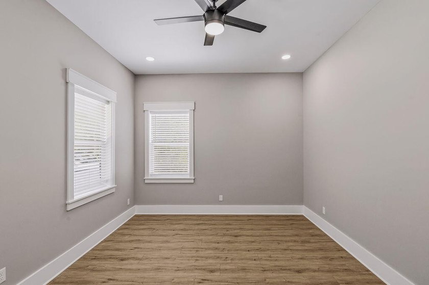 ***SELLER OFFERING $10,000 ANY WAY CREDIT TO BUYER WITH - photo 31