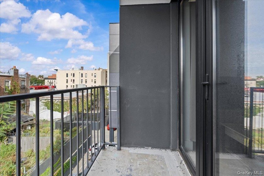Welcome to The Newkirk, a boutique 2022 new development designed - photo 12