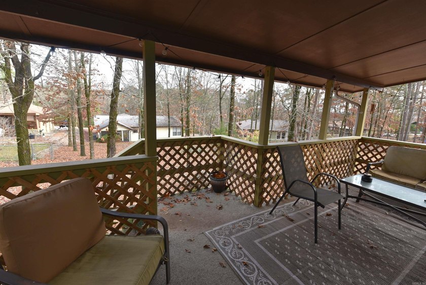 Centrally located in the charming heart of picturesque Fairfield - photo 17