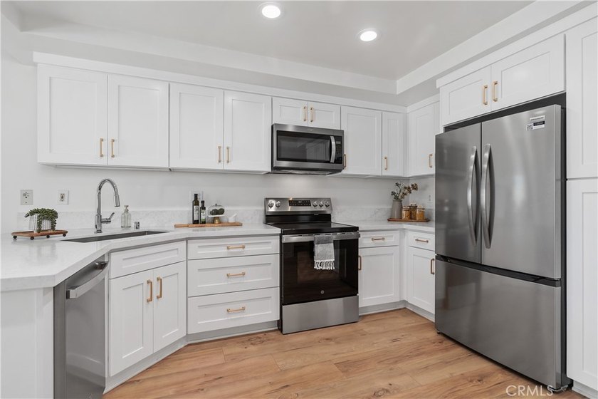 It's here! Finally, 2 bed,1 bath single story PATIO HOME located - photo 27