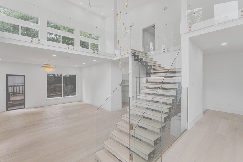 Luxury and comfort blend effortlessly in this exceptional - photo 12