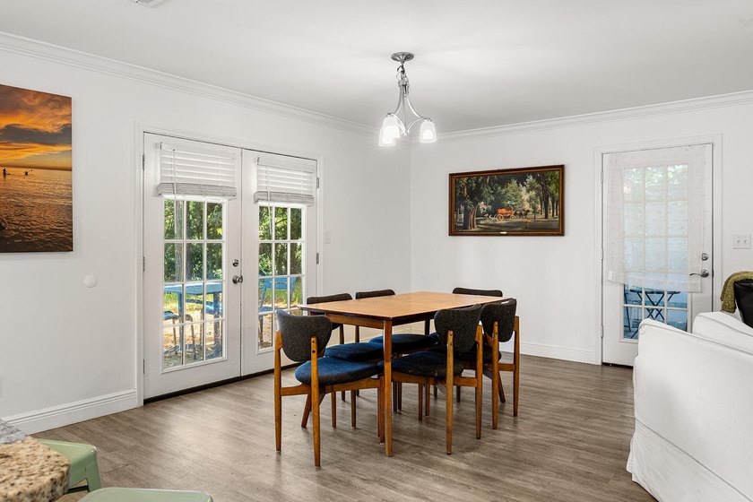 Welcome to a wonderful starter or next-home with 3 bedrooms, 2 - photo 14