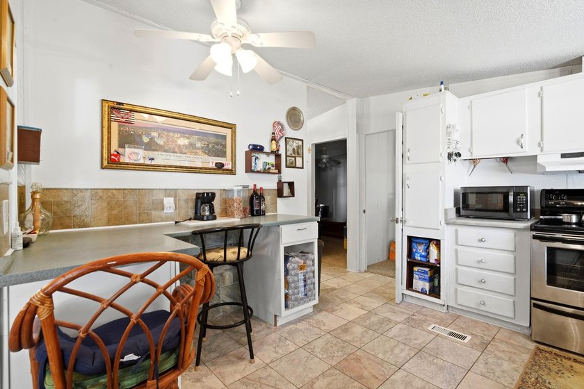 Welcome to 745 River Cliff Drive, where Intracoastal living - photo 15