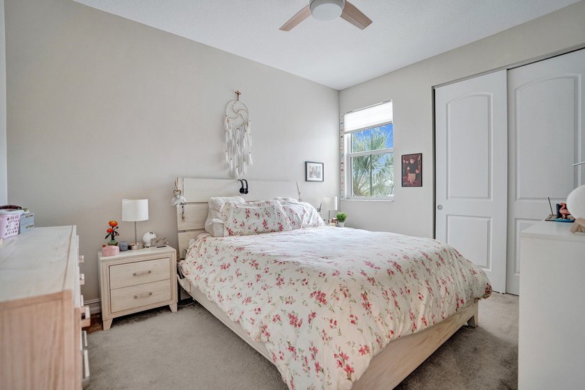 Attention all buyers!! We have another end corner unit townhouse - photo 21