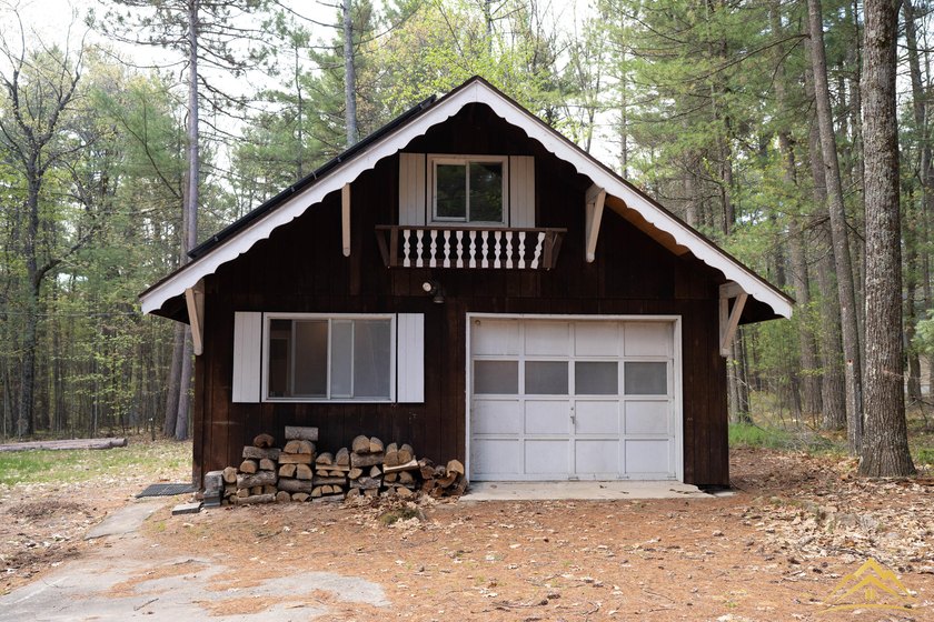 Tucked among the pines of Au Sable Acres, this fully furnished - photo 25