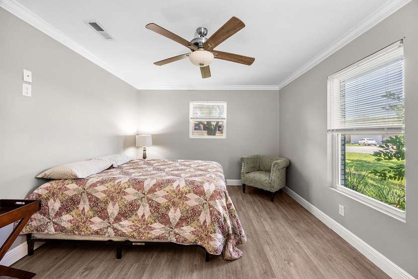 Welcome to a wonderful starter or next-home with 3 bedrooms, 2 - photo 26