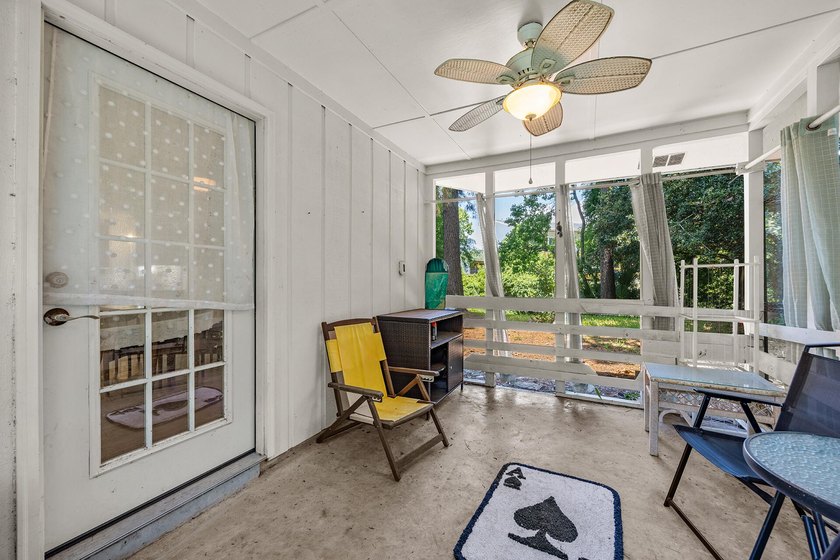 Welcome to a wonderful starter or next-home with 3 bedrooms, 2 - photo 36