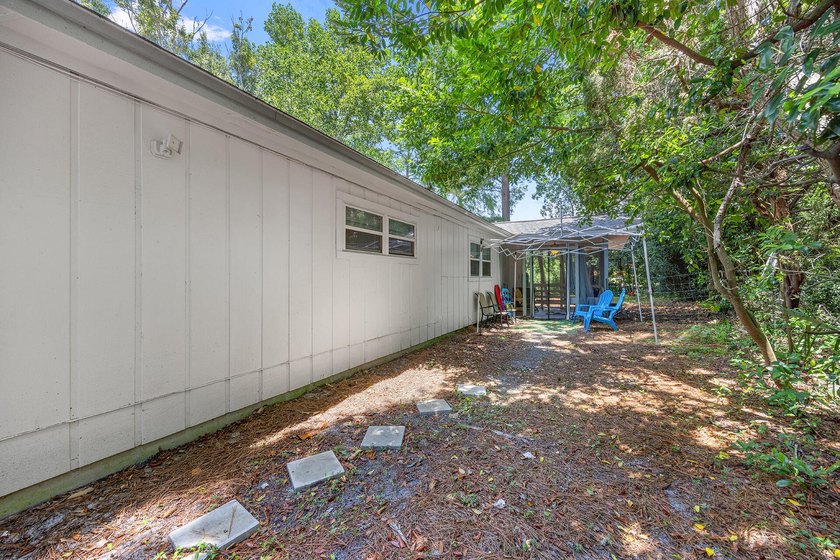Welcome to a wonderful starter or next-home with 3 bedrooms, 2 - photo 37
