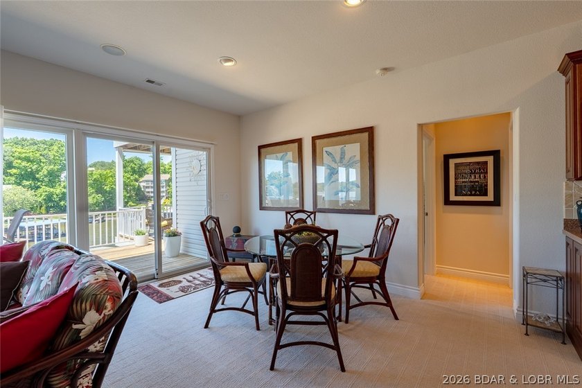 One-owner custom-built home w/ exceptional upgrades &amp; - photo 38