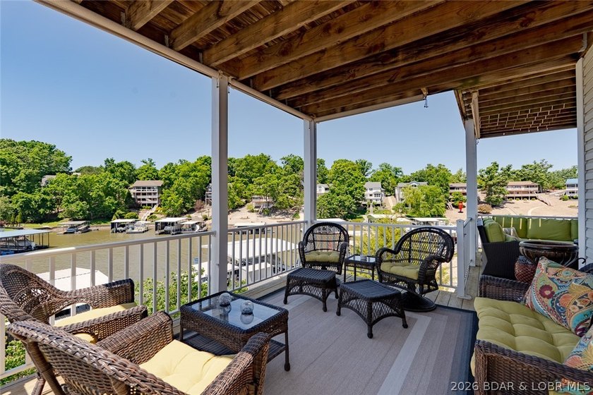 One-owner custom-built home w/ exceptional upgrades &amp; - photo 39