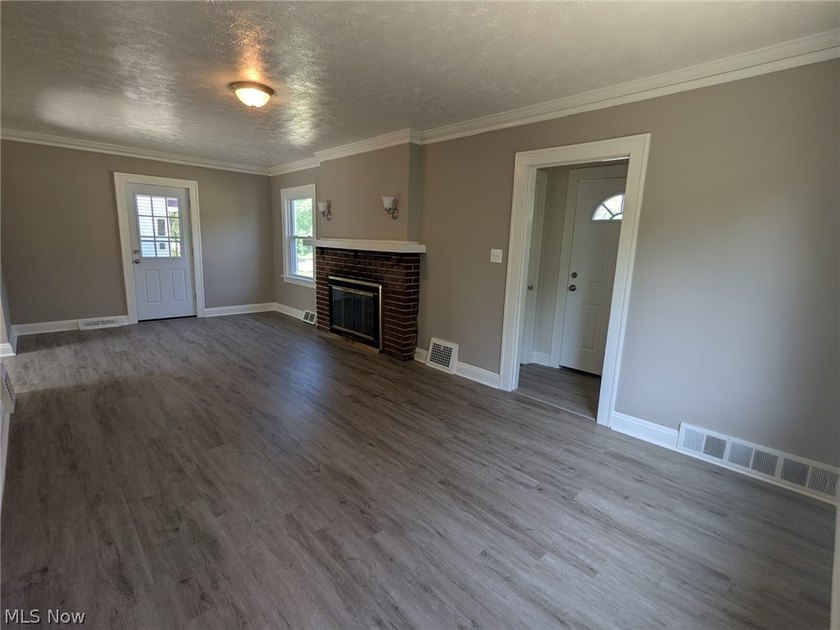 Welcome to 362 E 214th St, Euclid, a beautifully renovated 3 - photo 15