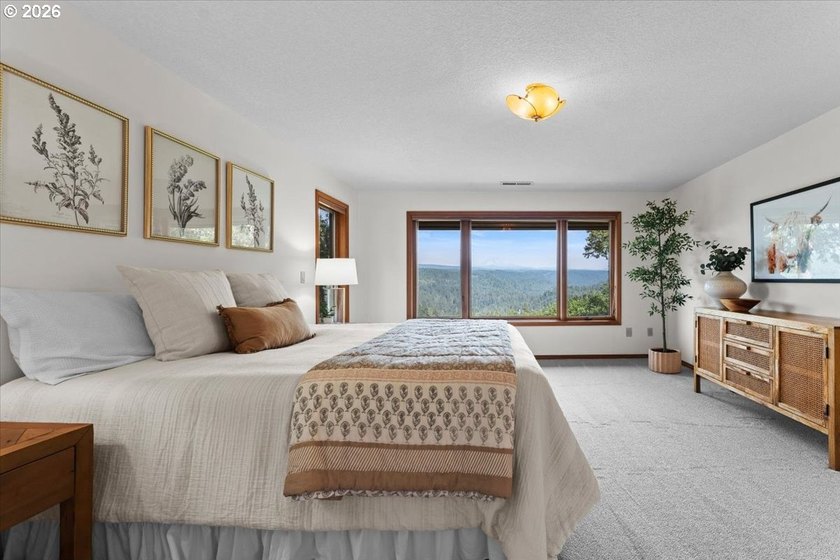 Perched atop a bluff overlooking the Sandy River Valley, this - photo 23