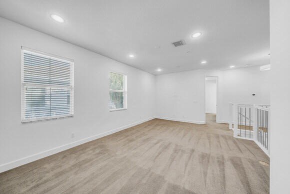 Discover a modern 4-bedroom, 3.5-bath residence (built 2016) in - photo 43