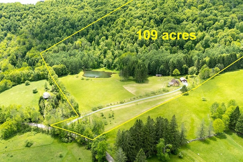 Perched high with breathtaking long-range views, this immaculate - photo 16