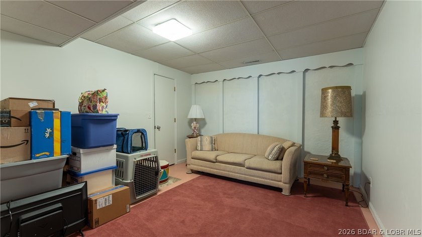 WELL MAINTAINED &amp; ROOMY! Contract fell through, no fault of - photo 28