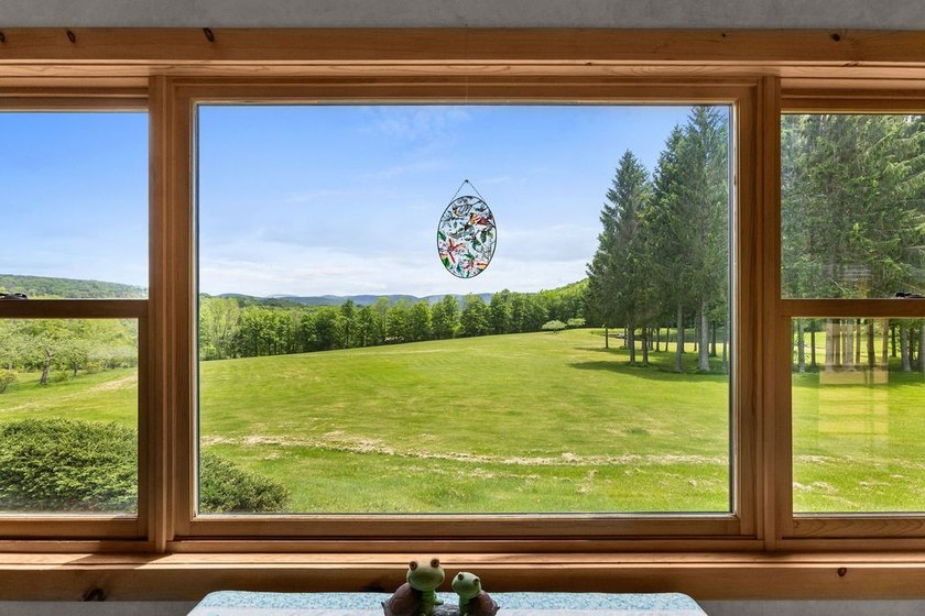Perched high with breathtaking long-range views, this immaculate - photo 28