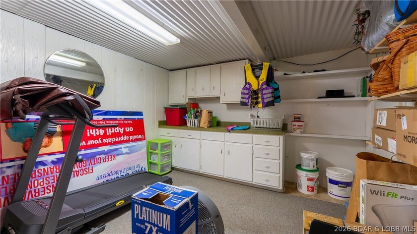 WELL MAINTAINED &amp; ROOMY! Contract fell through, no fault of - photo 30