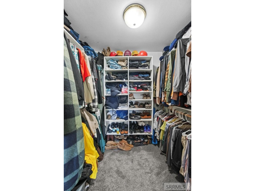 If you're looking for quiet space, endless possibilities, and a - photo 27