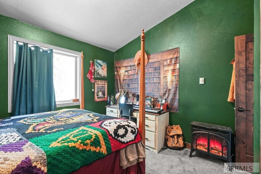 If you're looking for quiet space, endless possibilities, and a - photo 38