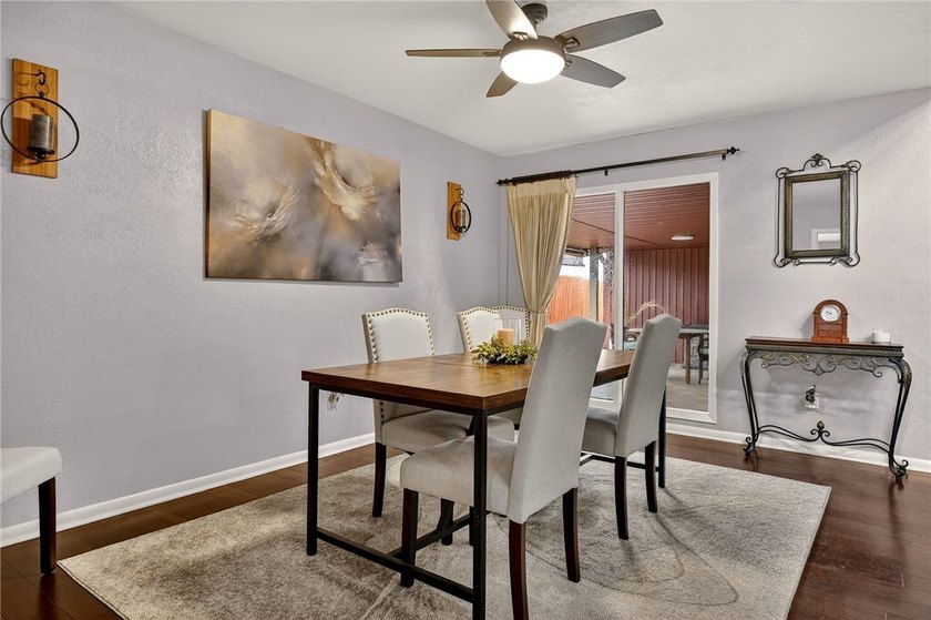 Open House Sun., June 14th from 1 to 3! Nestled in the desirable - photo 10