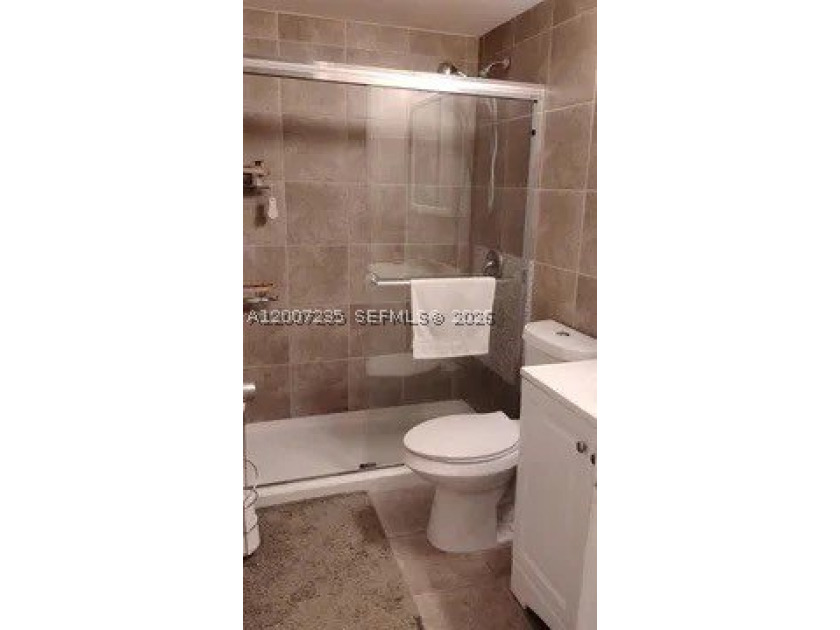 Charming 1-bedroom, 1-bath condo located in a desirable 55+ - photo 11
