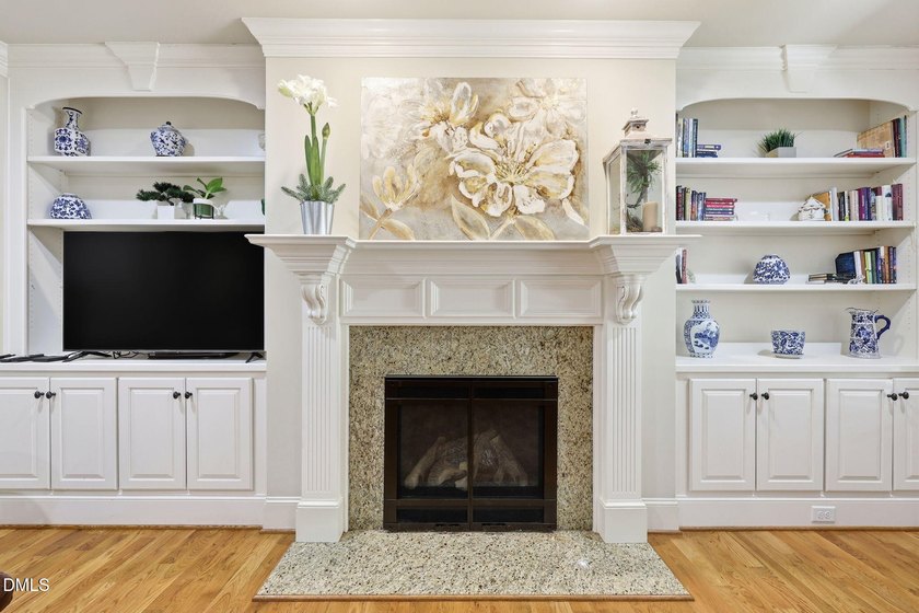 Excellent Convenient Location, Quality &amp; Beautiful, All Brick - photo 9
