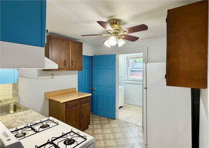 Located in the heart of downtown Oneonta, 373-375 Main Street - photo 19
