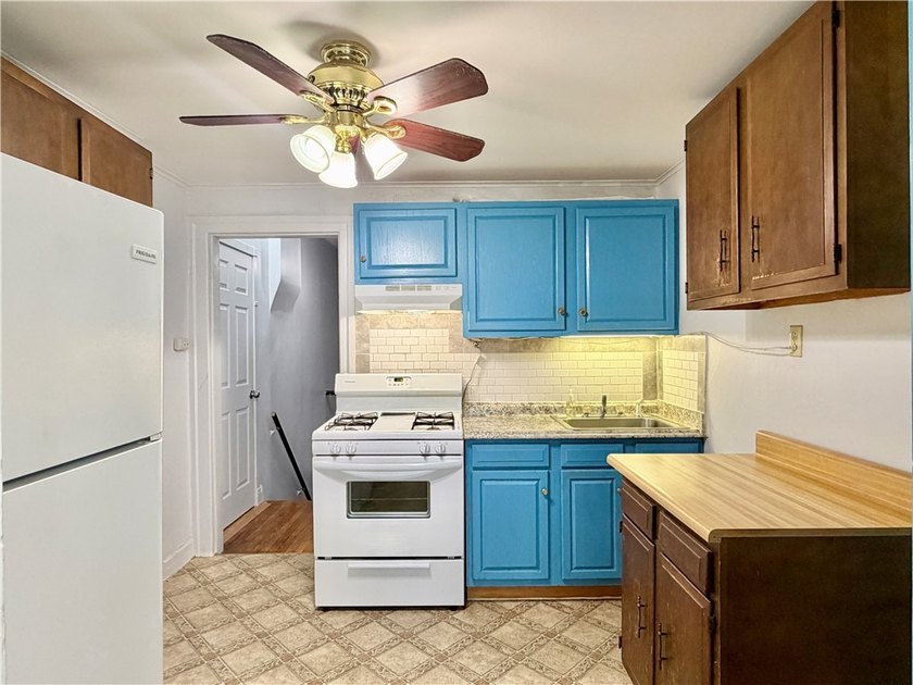 Located in the heart of downtown Oneonta, 373-375 Main Street - photo 20