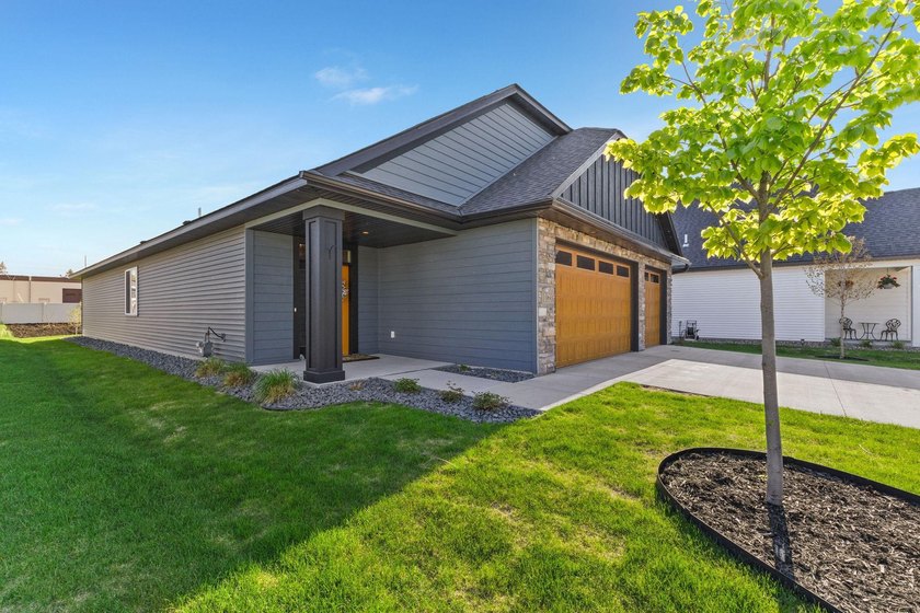 Better than new construction now available. This 3-bedroom - photo 34