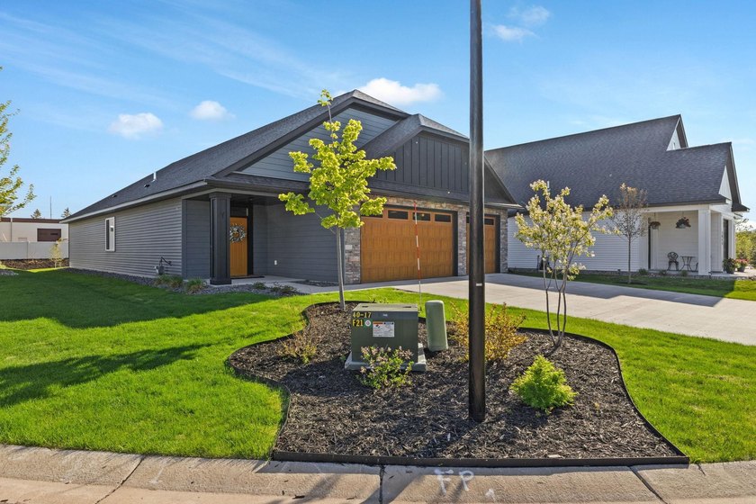 Better than new construction now available. This 3-bedroom - photo 35