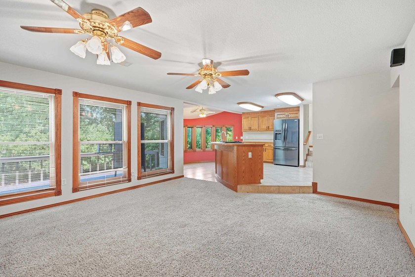 Seller Offering $10,000 In Buyer Concessions with accepted - photo 22