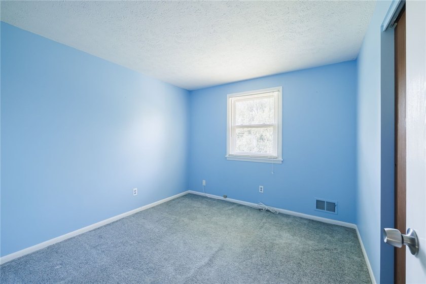 Welcome to 189 Sherri Ann Lane, a beautifully maintained 4 - photo 28