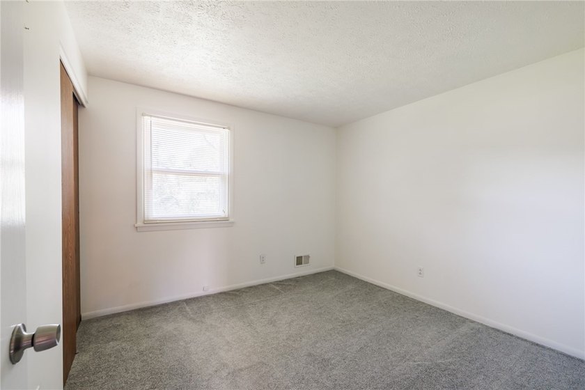 Welcome to 189 Sherri Ann Lane, a beautifully maintained 4 - photo 30