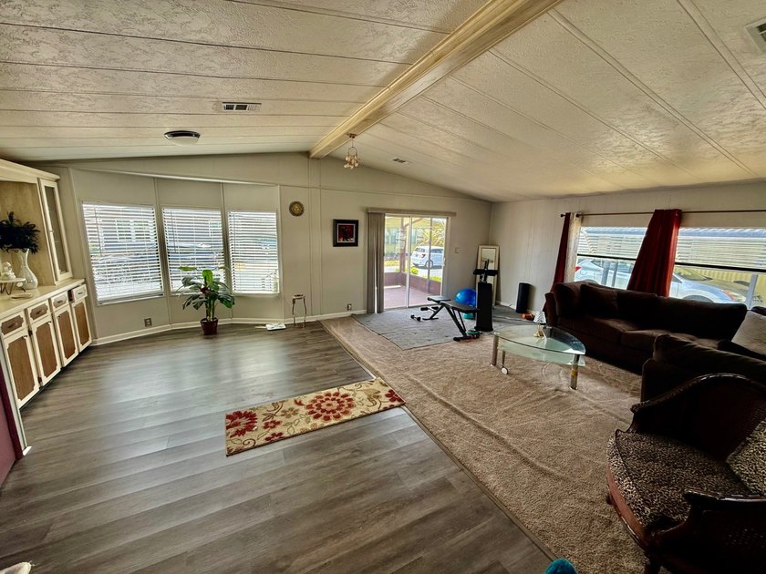This home is located on a nice size lot w/ no backyard neighbors - photo 29