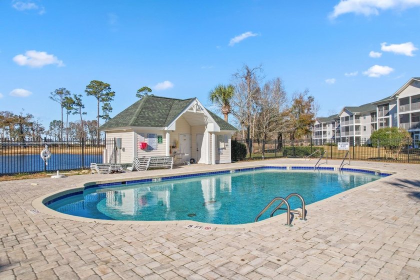 Welcome to your new oasis in the highly desirable River Oaks - photo 32