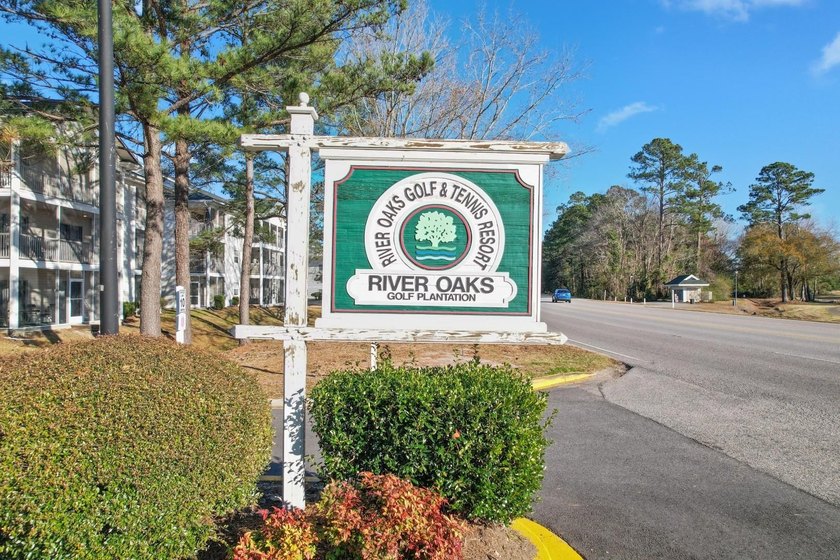 Welcome to your new oasis in the highly desirable River Oaks - photo 38
