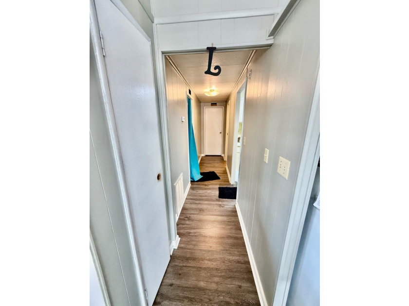 This home is located on a nice size lot w/ no backyard neighbors - photo 44
