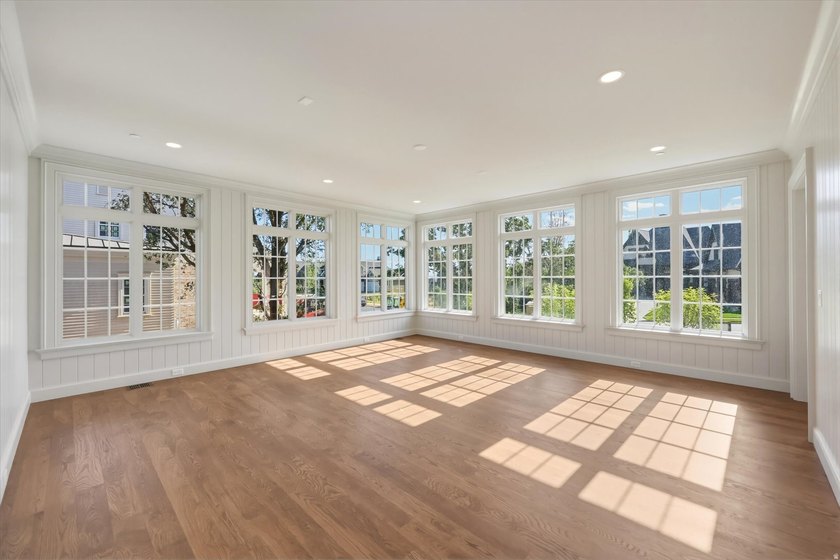 Introducing a classically designed Colonial Revival from the - photo 6