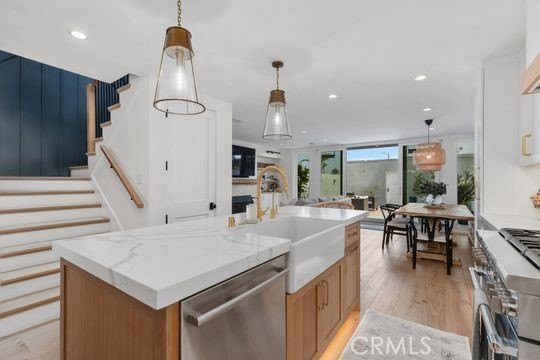 Fully reimagined coastal residence with comprehensive 2021 - photo 12