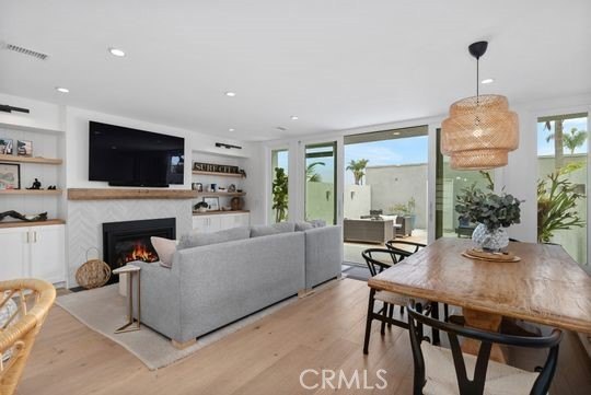 Fully reimagined coastal residence with comprehensive 2021 - photo 22
