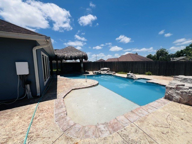Welcome to this exceptional 4 bedroom, 3 full bath home offering - photo 28