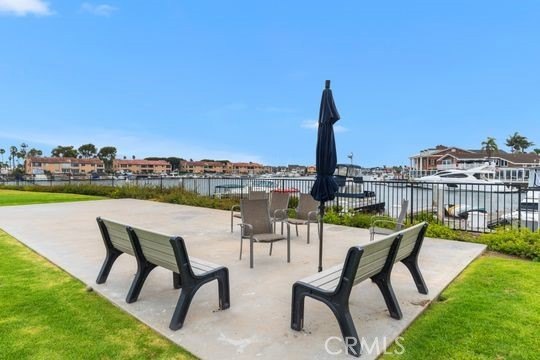 Fully reimagined coastal residence with comprehensive 2021 - photo 46