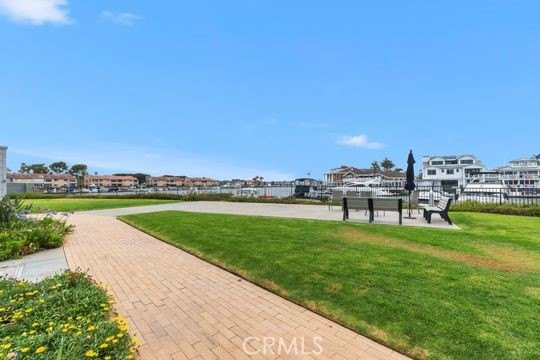 Fully reimagined coastal residence with comprehensive 2021 - photo 47