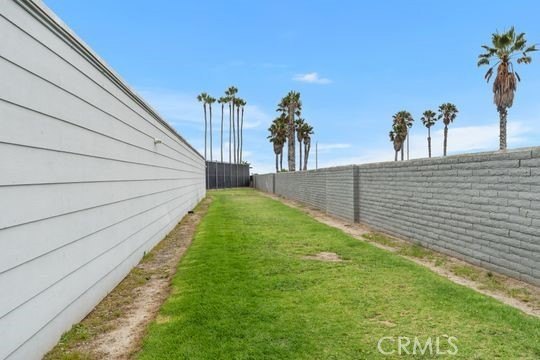 Fully reimagined coastal residence with comprehensive 2021 - photo 48