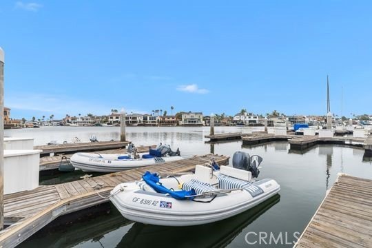 Fully reimagined coastal residence with comprehensive 2021 - photo 49